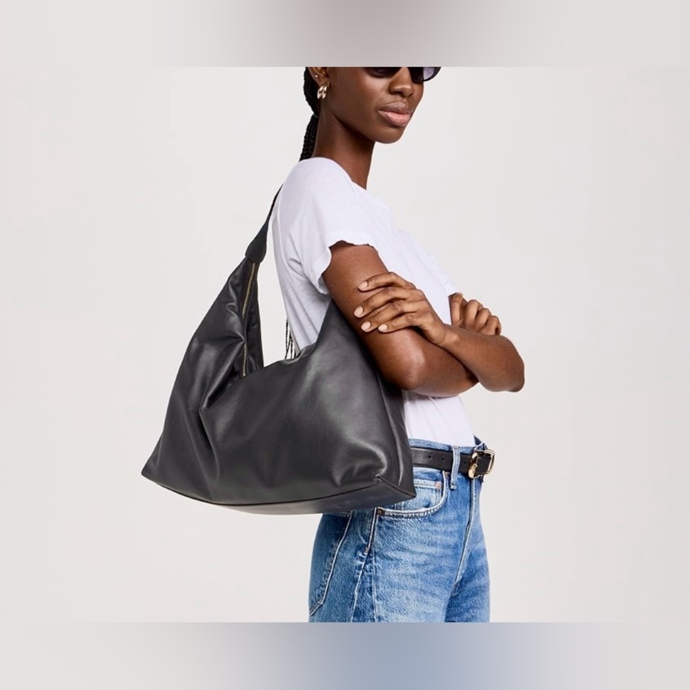 Elegant Black Shoulder Bag